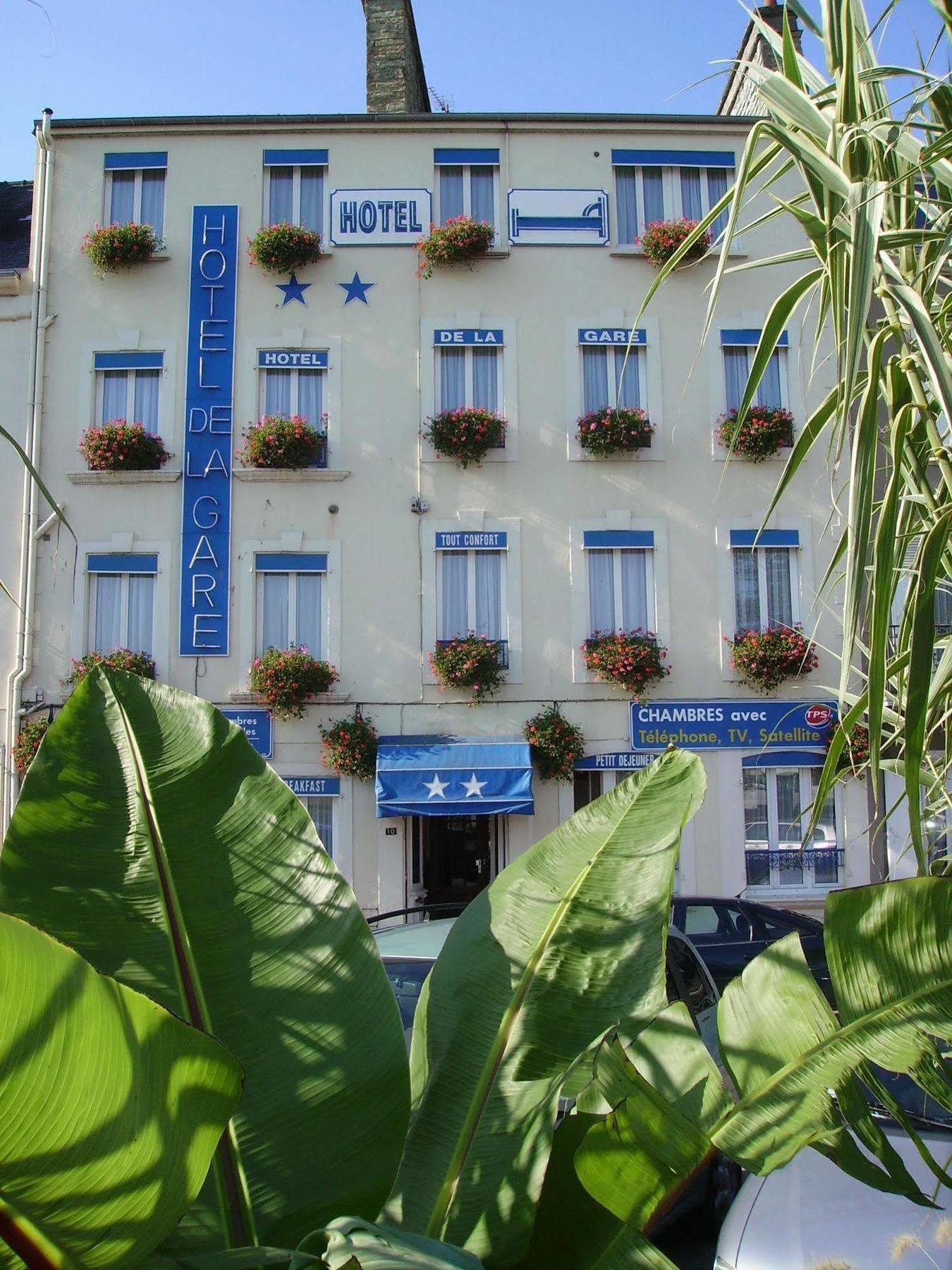 Hotel De La Gare Cherbourg-en-Cotentin Bagian luar foto